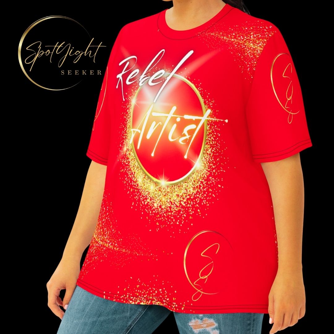 🎨 Unleash Your Rebel Spirit: Female Artist’s Crimson Plus Size T-Shirt! 🔥👩‍🎨 Don't miss out – Be a Rebel Artist! 🔥🎨