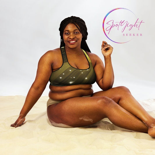Ready to shine? Embrace the artistry within you with the Plus Size Gold Spotlyght Padded Sports Bra. 🌟💪